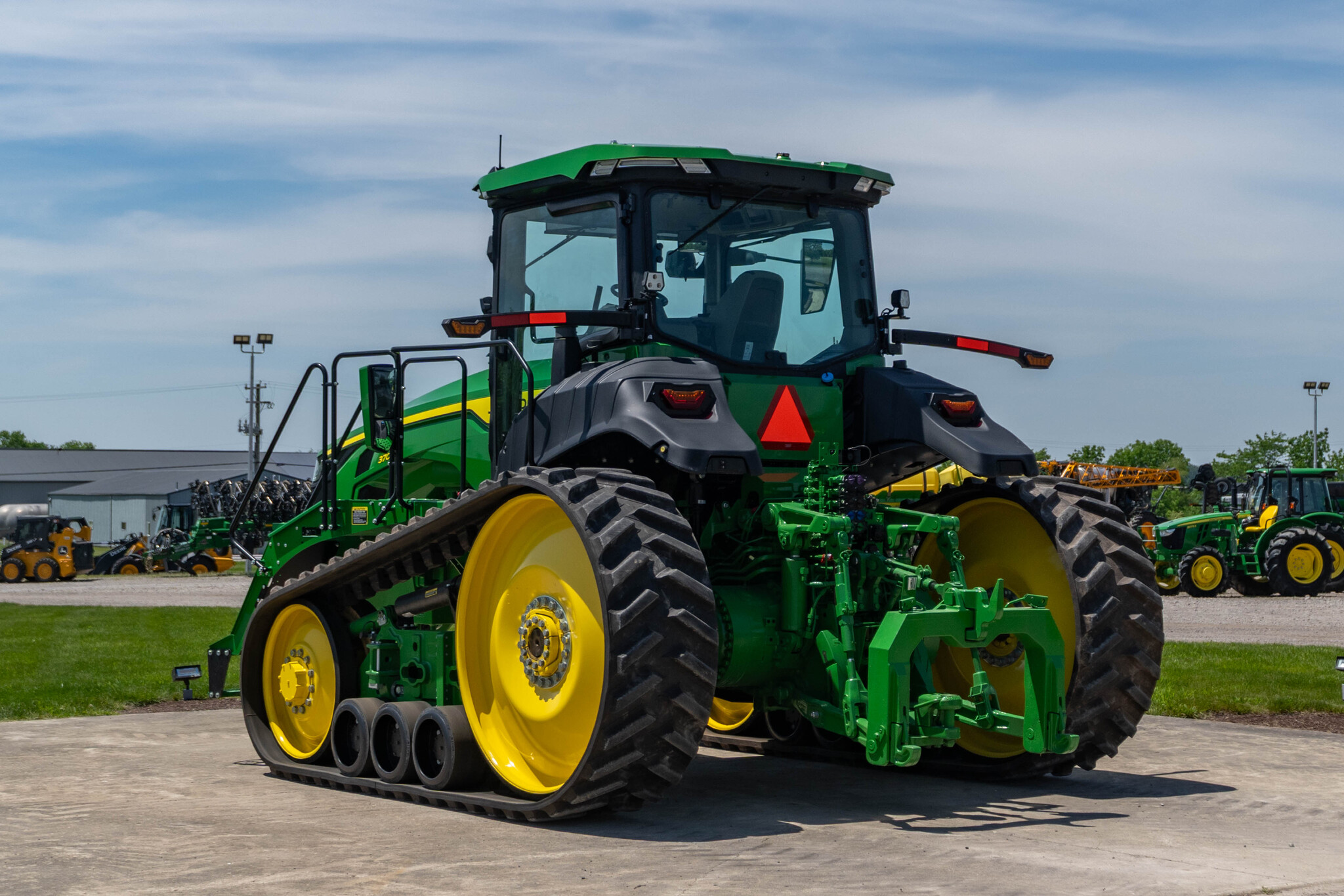 Used 2024 John Deere 8RT 370 Track Tractors at Koenig Equipment in Anna, OH - PhotoXL2