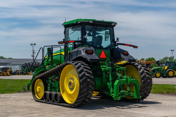 Used 2024 John Deere 8RT 370 Track Tractors at Koenig Equipment in Anna, OH - Photo2