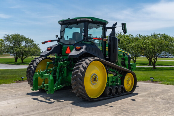 Used 2024 John Deere 8RT 370 Track Tractors at Koenig Equipment in Anna, OH - Photo4