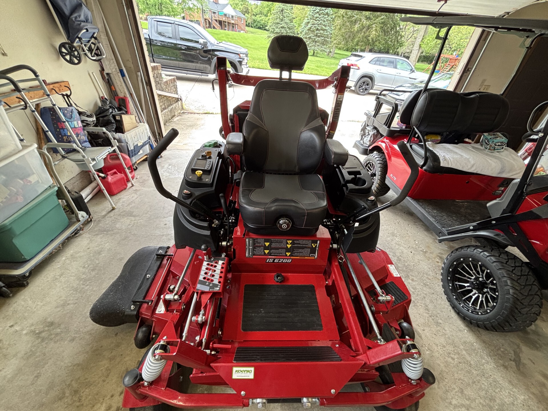 Used 2021 Ferris IS 6200 Zero Turn Mowers at Koenig Equipment in Germantown, OH - PhotoXL1