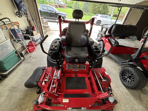 Used 2021 Ferris IS 6200 Zero Turn Mowers at Koenig Equipment in Germantown, OH - Photo1