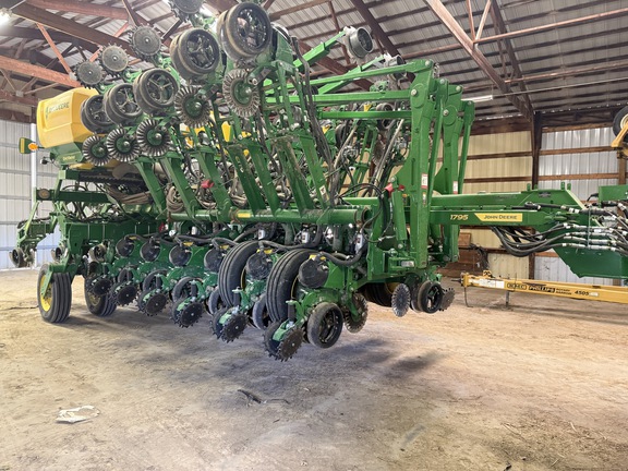 Photo of 2025 John Deere 1795