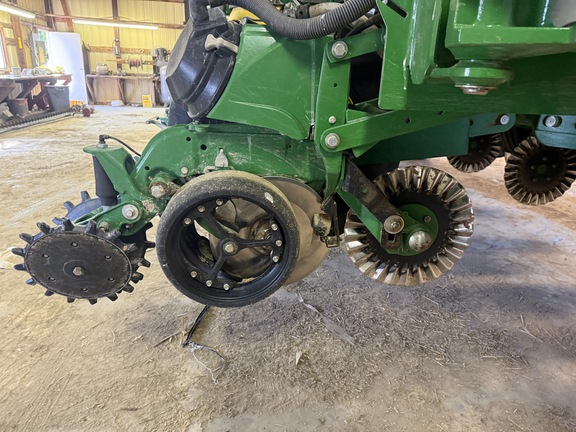 Photo of 2025 John Deere 1795