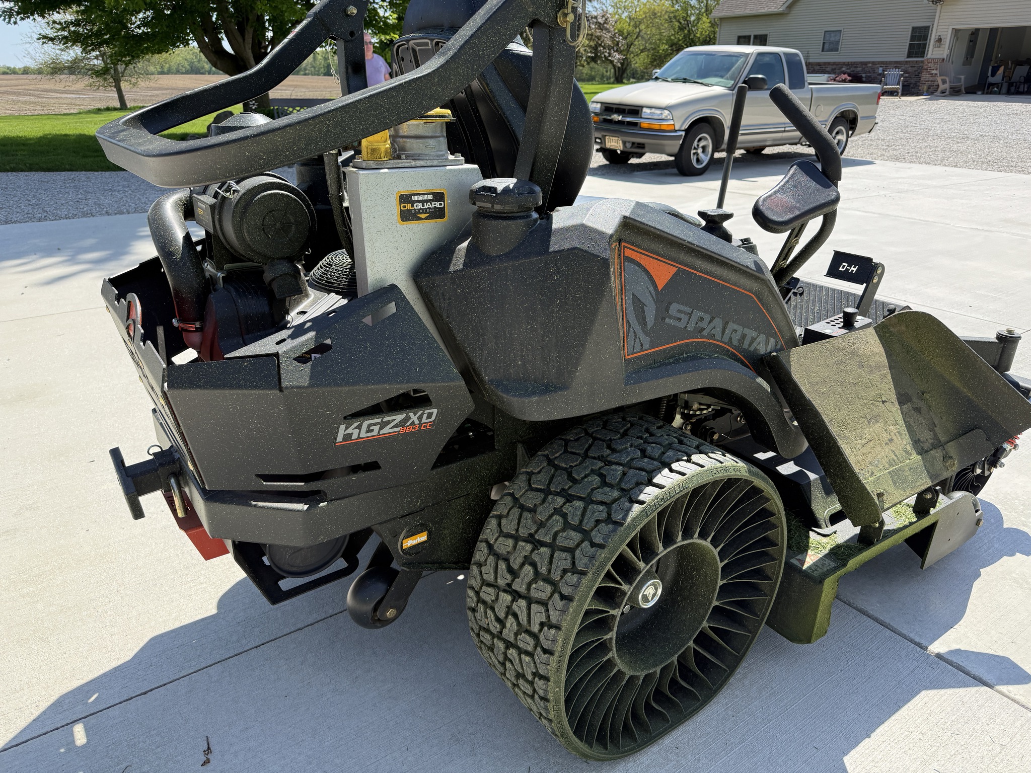 2023 Spartan KGZ HD Image 6