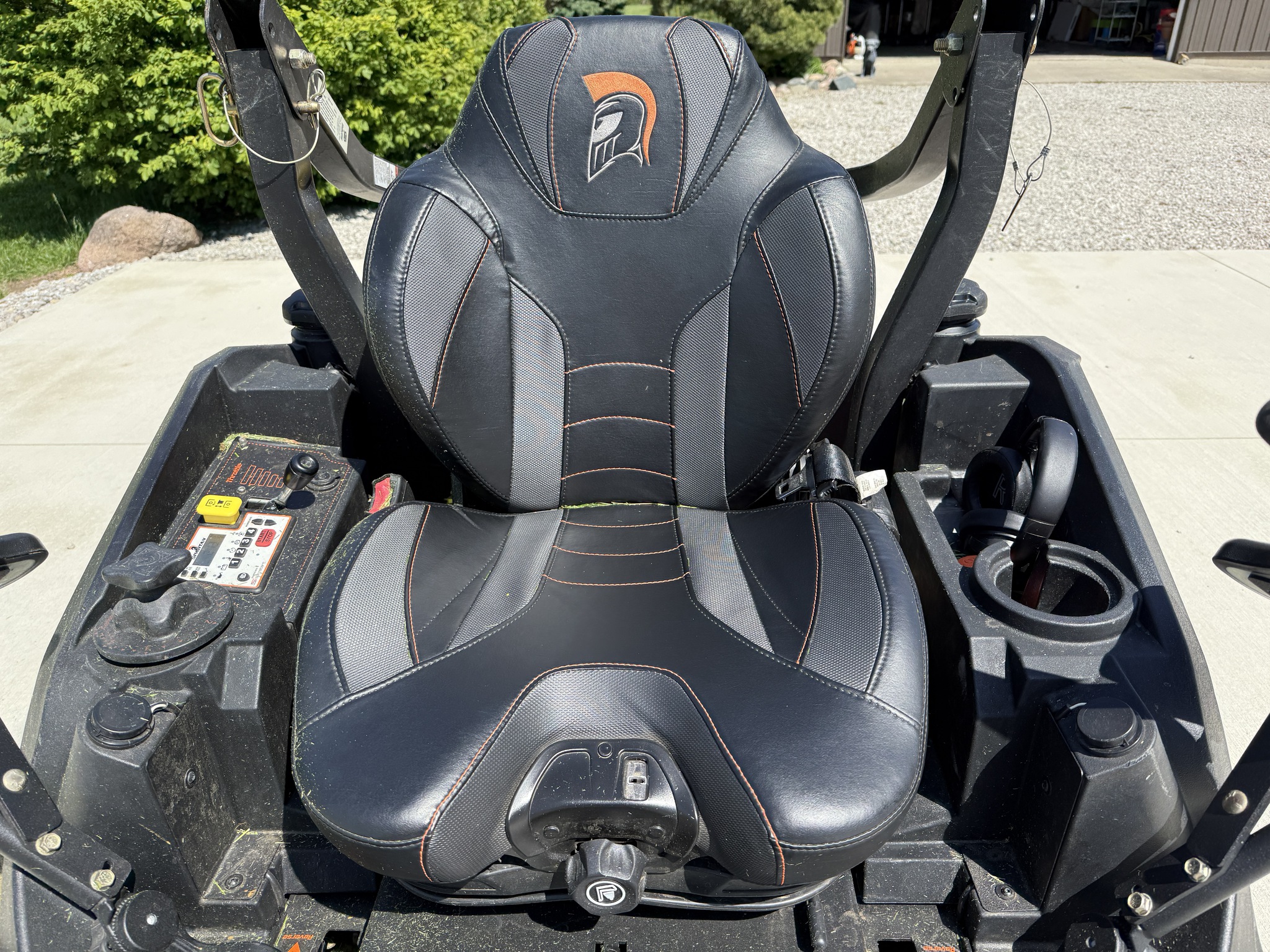 2023 Spartan KGZ HD Image 11