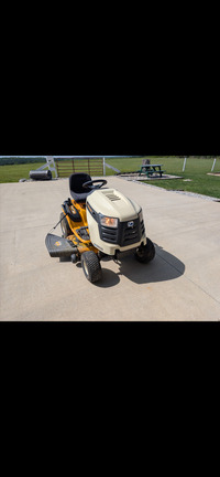 Photo of 2013 Cub Cadet LTX1046KW