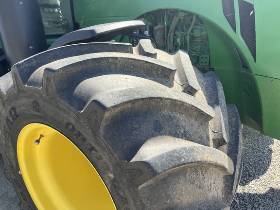 Photo of 2013 John Deere 8335R