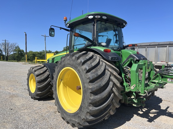 Photo of 2013 John Deere 8335R