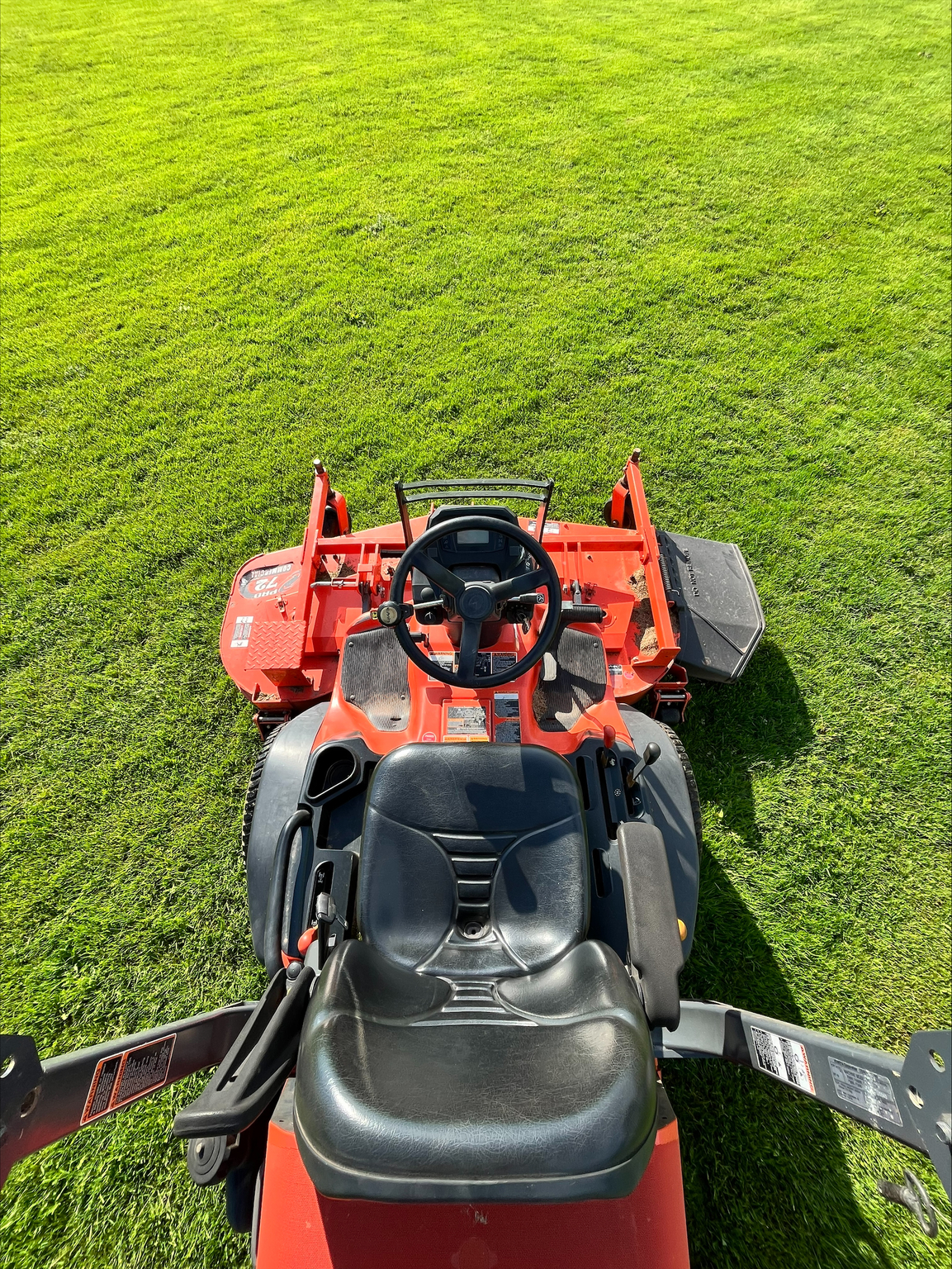 2018 Kubota F2690 Image 4