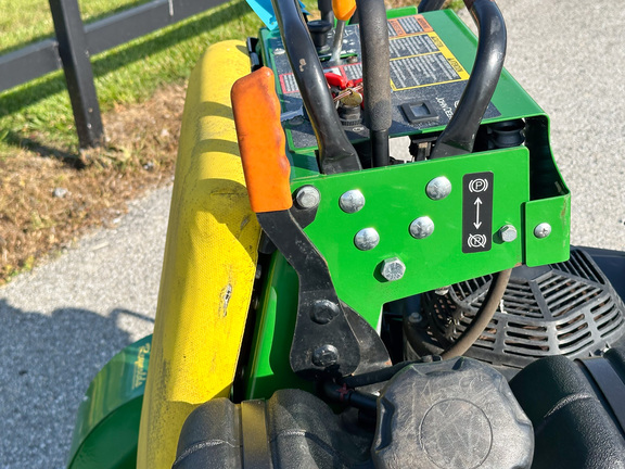 2023 John-Deere 636M