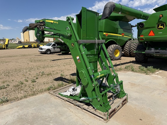 2024 John Deere 680R - Photo1
