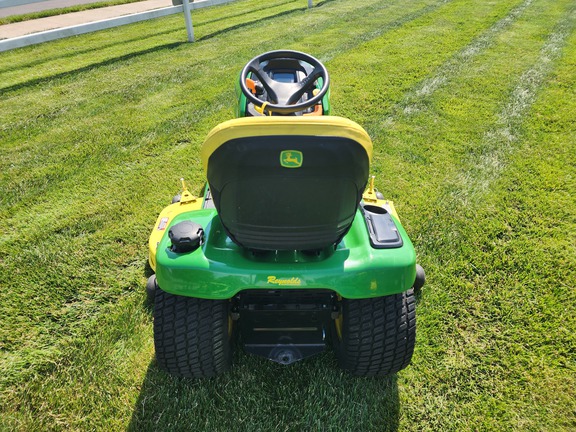 2022 John-Deere X380