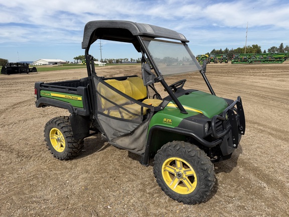  John Deere XUV 825i Power Steering