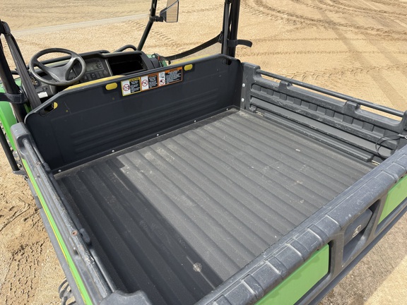 2014 John Deere XUV 825i Power Steering - Photo15