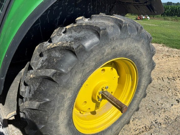 Photo of 2022 John Deere 6130M