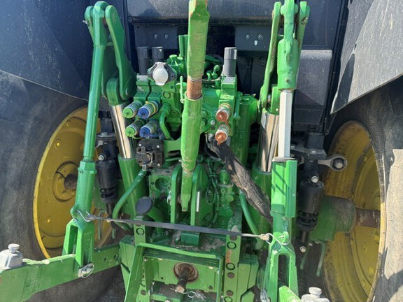 Photo of 2022 John Deere 6130M