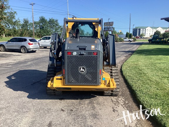 Photo of 2023 John Deere 331G