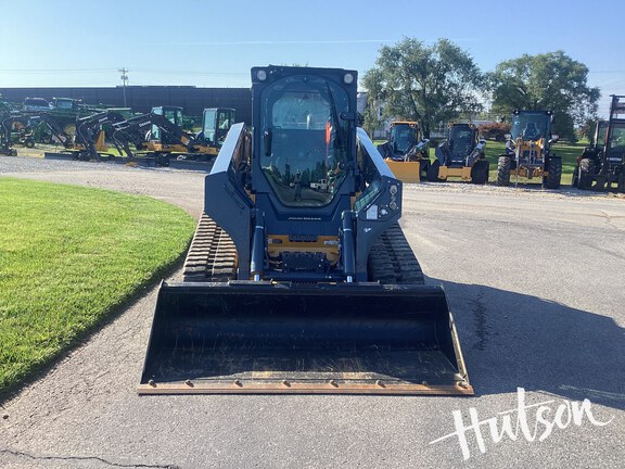 Photo of 2023 John Deere 331G