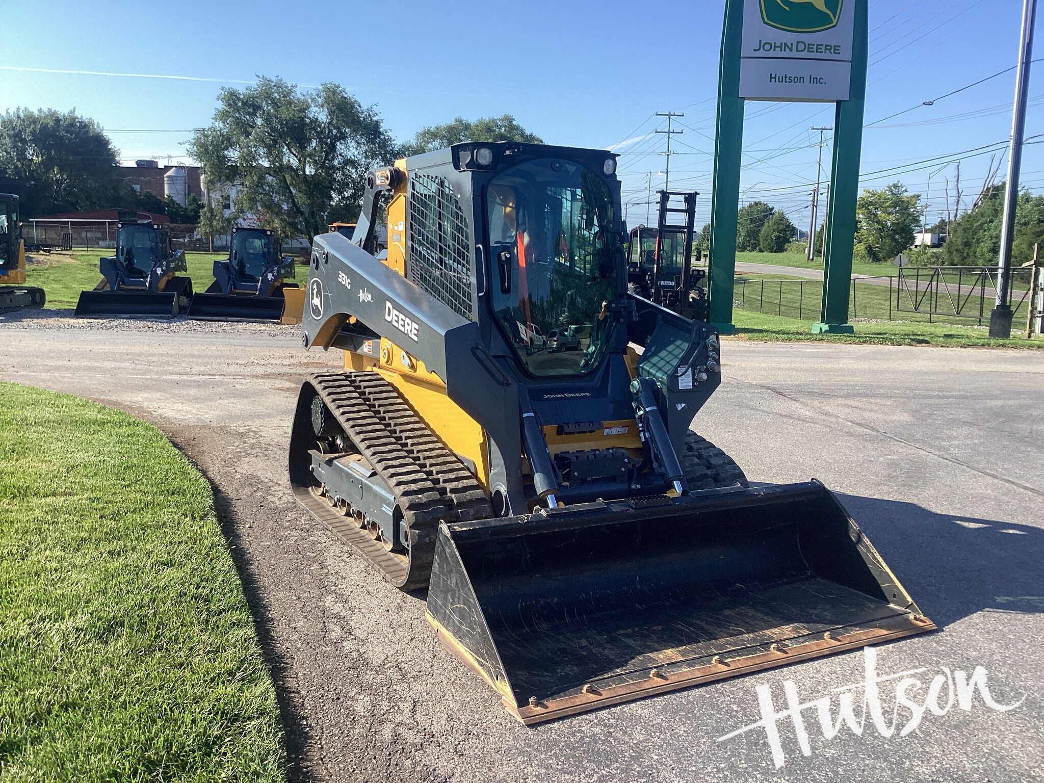 2023 John Deere 331G