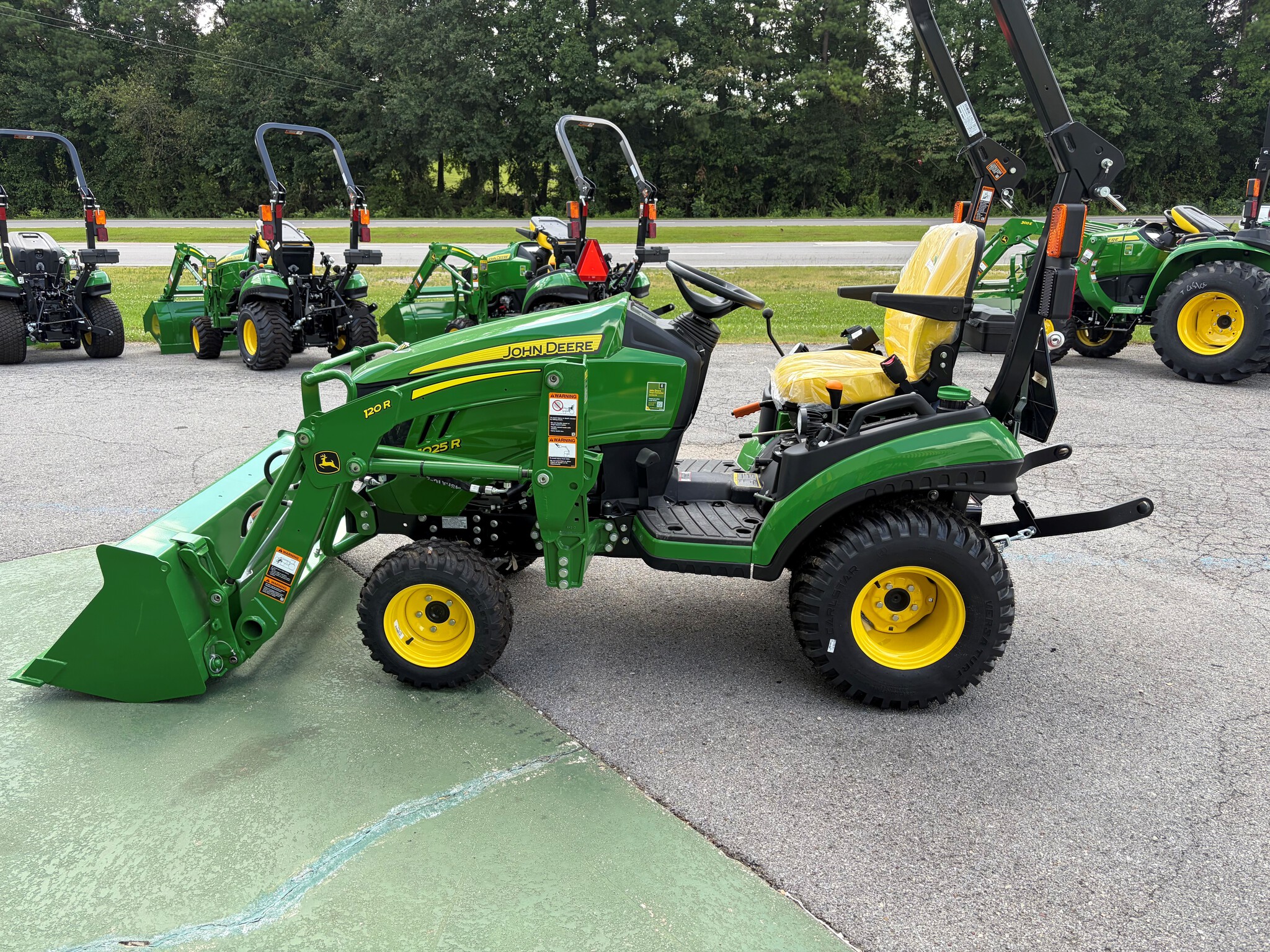 2026 John Deere 1025R