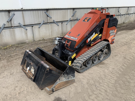 Photo of a 2024 Ditch Witch SK900