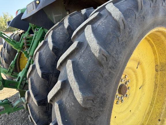 2021 John Deere 8R 370 - Photo15