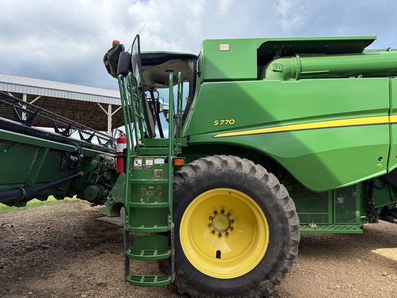Photo of 2018 John Deere S770