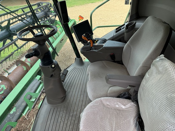 Photo of 2018 John Deere S770