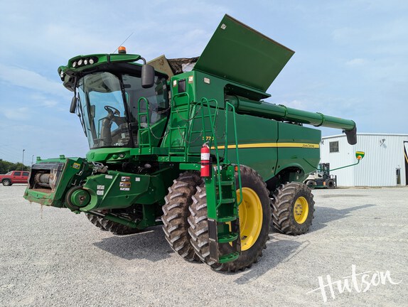 Photo of 2018 John Deere S770