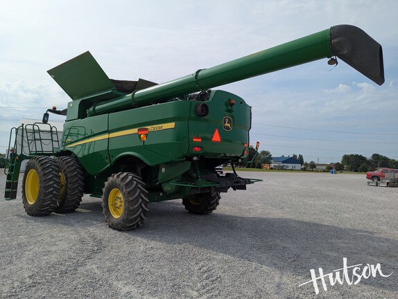 Photo of 2018 John Deere S770