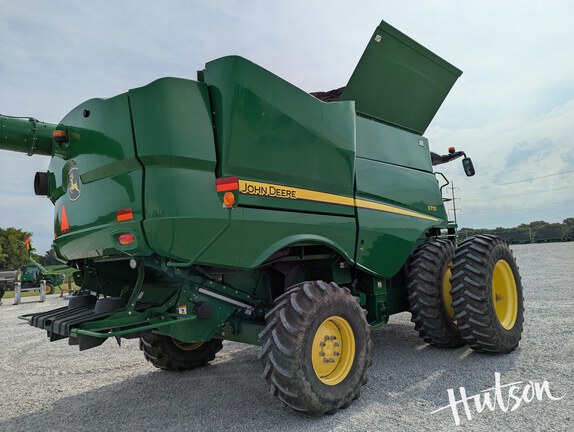 Photo of 2018 John Deere S770