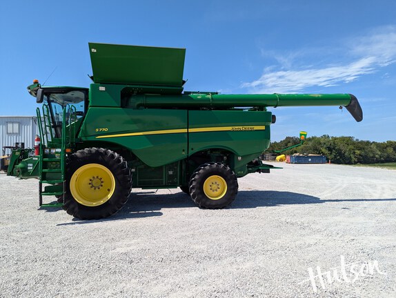 Photo of 2018 John Deere S770