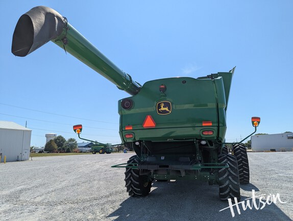 Photo of 2018 John Deere S770
