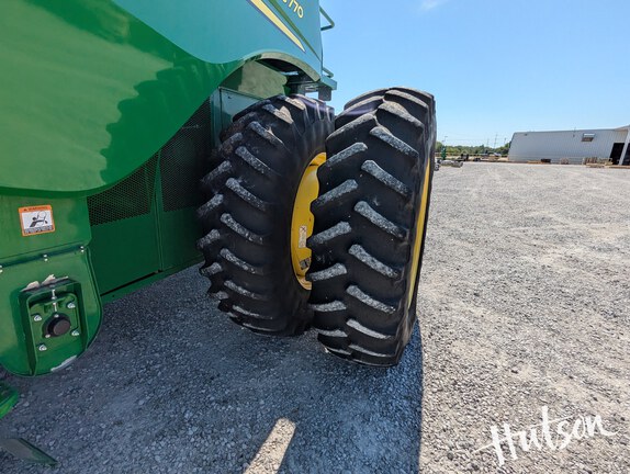 Photo of 2018 John Deere S770