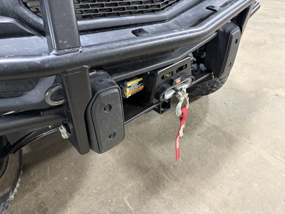 2019 John Deere XUV 835E (2nd thumbnail)