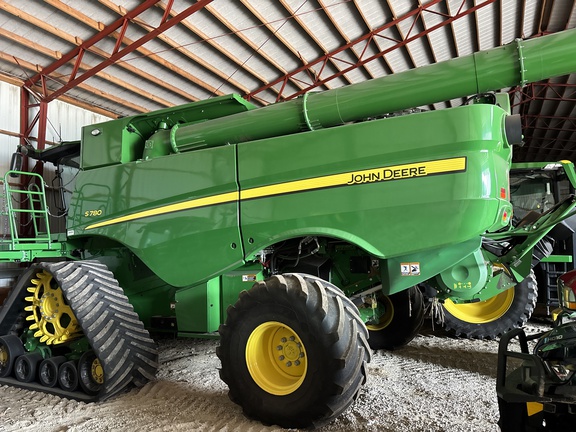 Used 2023 John Deere S780 Combines at Koenig Equipment in Anna, OH - Photo1