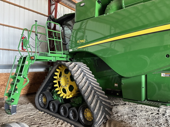 Used 2023 John Deere S780 Combines at Koenig Equipment in Anna, OH - Photo3