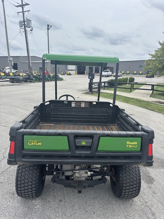 2022 John-Deere TX 4X2