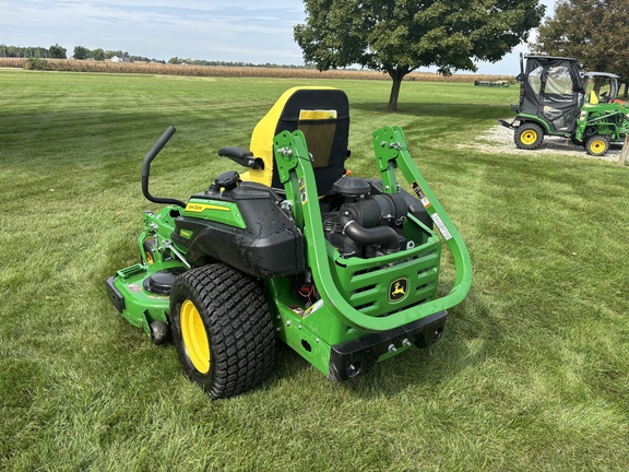 Used 2025 John Deere Z930M Zero Turn Mowers at Koenig Equipment in Urbana, OH - Photo5