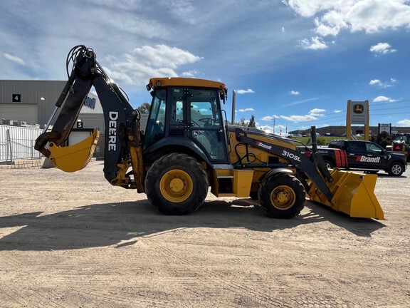 2019 John Deere 310SL