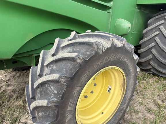 Used 2010 John Deere 7350 Self Propelled Forage Harvesters at Horizon Ag & Turf in Barrhead, AB - Photo6
