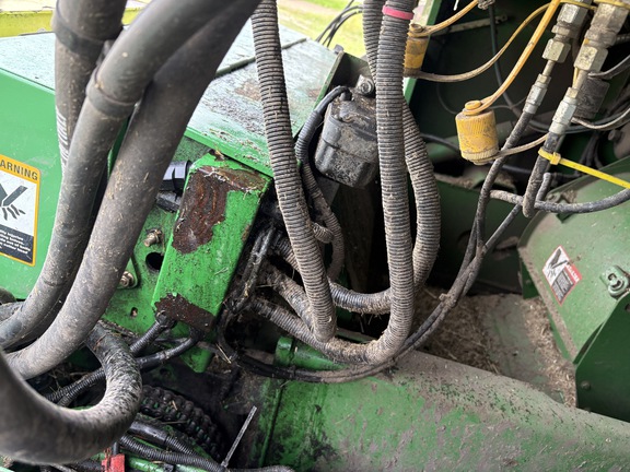 Used 2010 John Deere 7350 Self Propelled Forage Harvesters at Horizon Ag & Turf in Barrhead, AB - Photo14