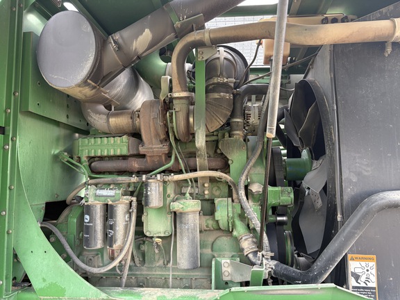 Used 2010 John Deere 7350 Self Propelled Forage Harvesters at Horizon Ag & Turf in Barrhead, AB - Photo19