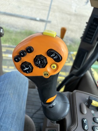 Used 2010 John Deere 7350 Self Propelled Forage Harvesters at Horizon Ag & Turf in Barrhead, AB - Photo26