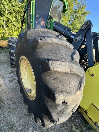 2019 John Deere 643L-II