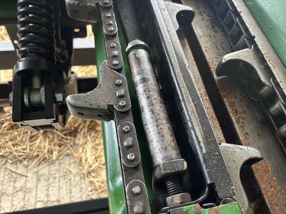 Used 2015 John Deere 608C Corn and Row Crop headers at Koenig Equipment in Anna, OH - Photo12