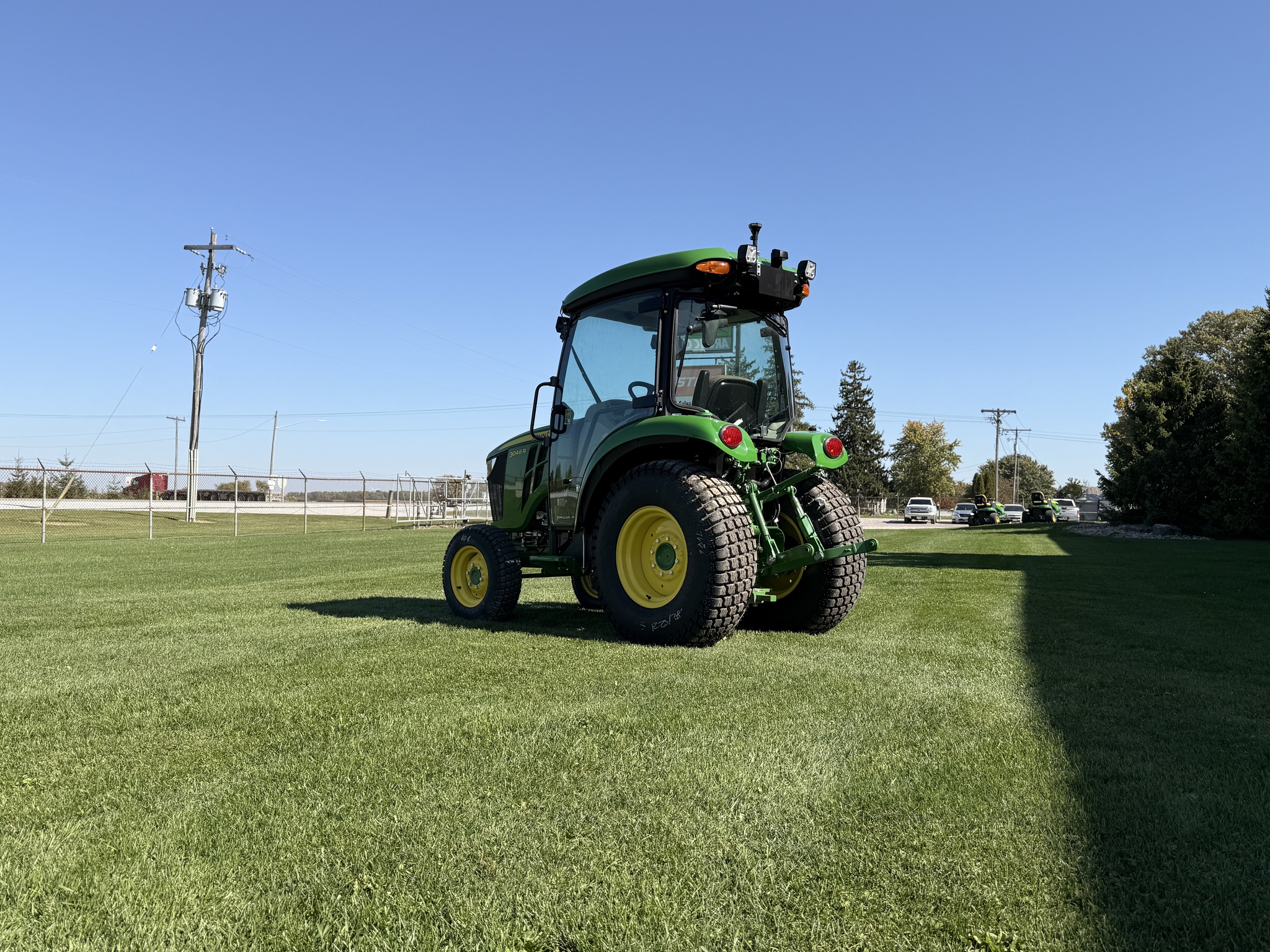 2026 John Deere 3046R Compact Utility Tractors
