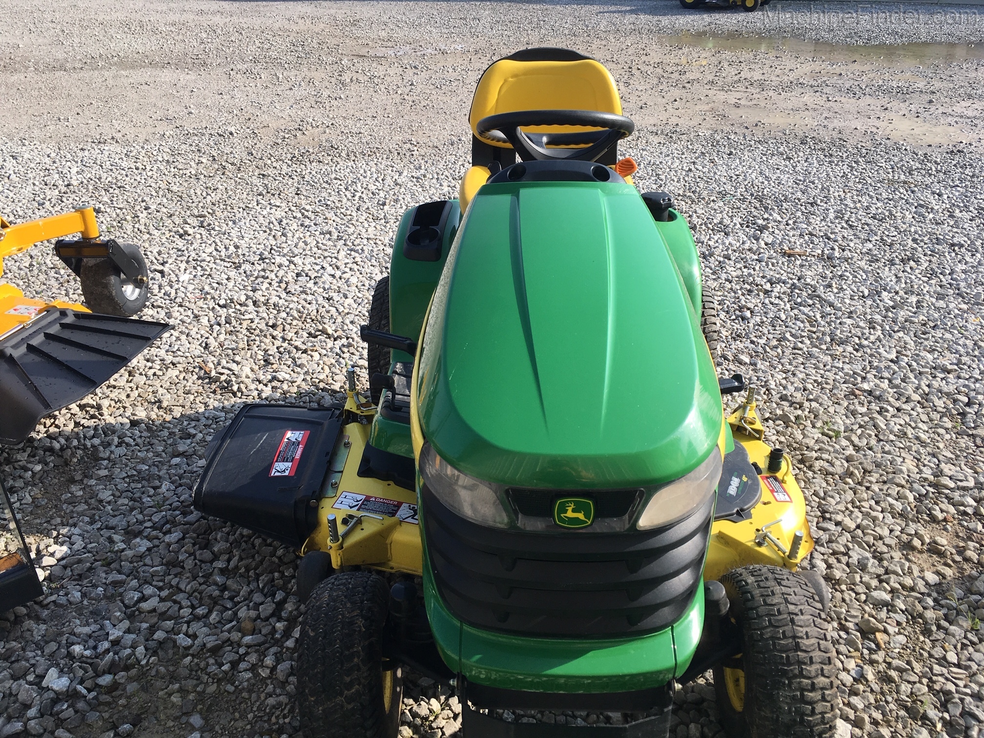 2012 John Deere X324 Image 4