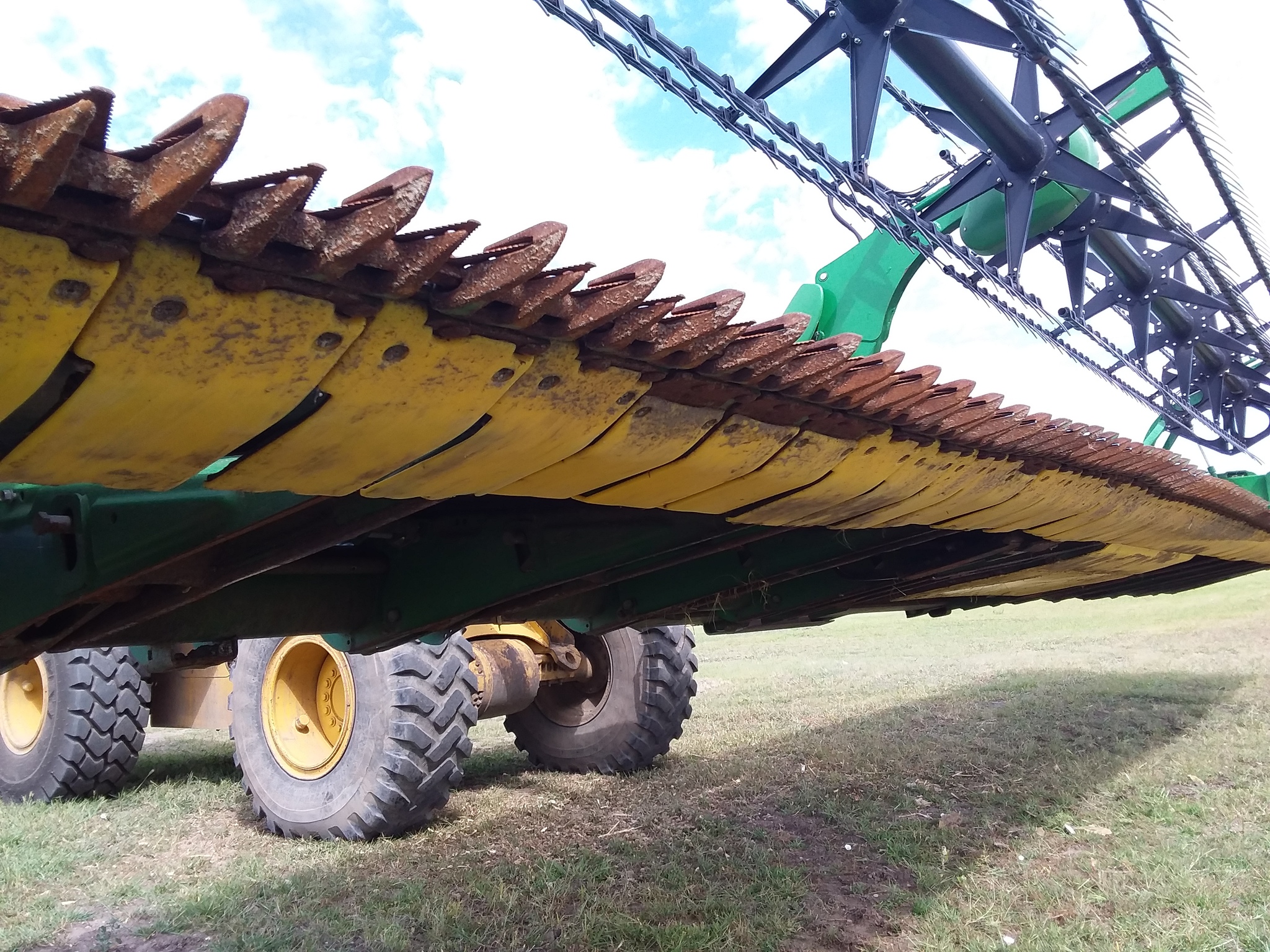 2013 John Deere 640FD Combine Platforms Redfield