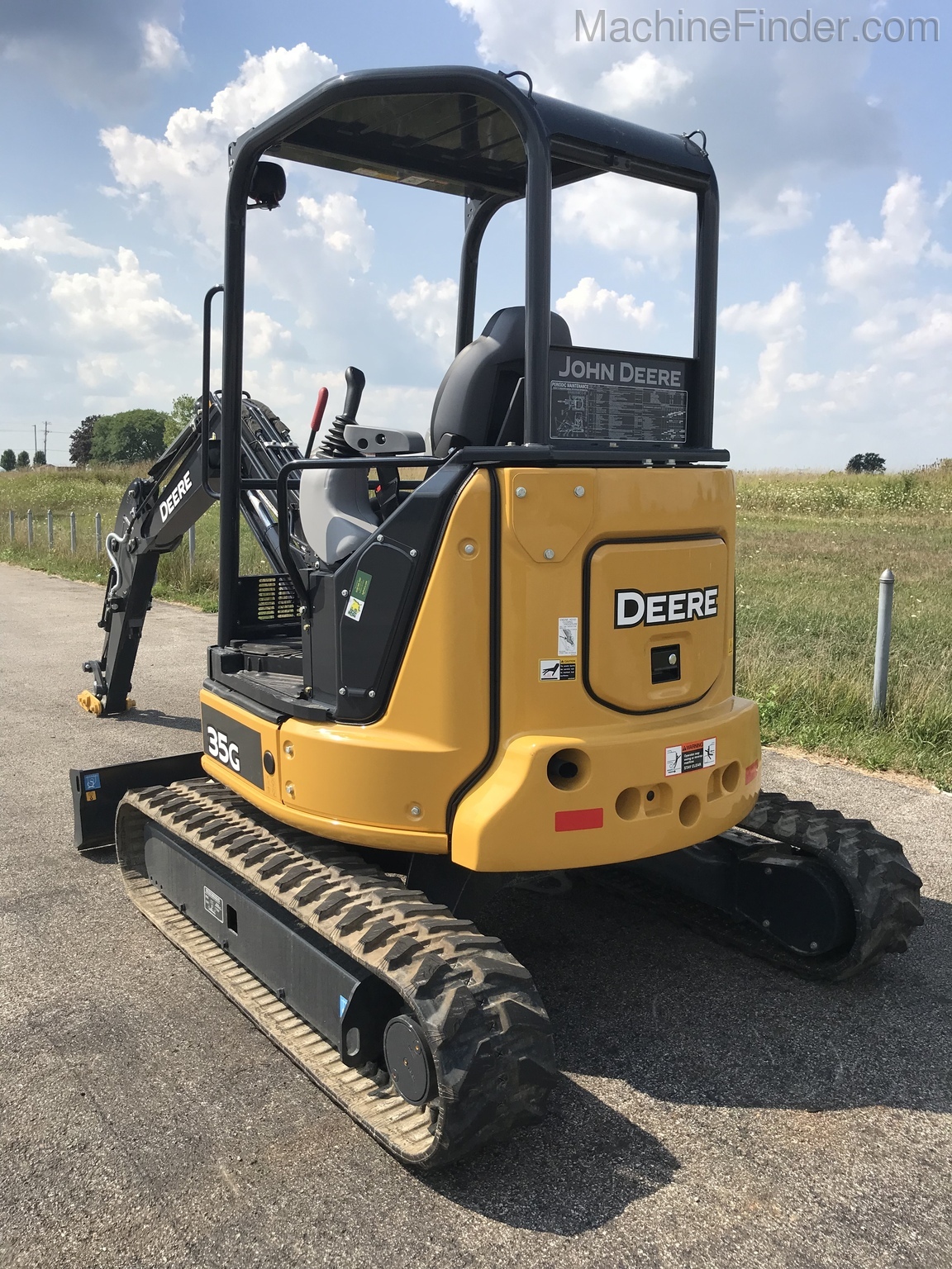 2020 John Deere 35G Image 7